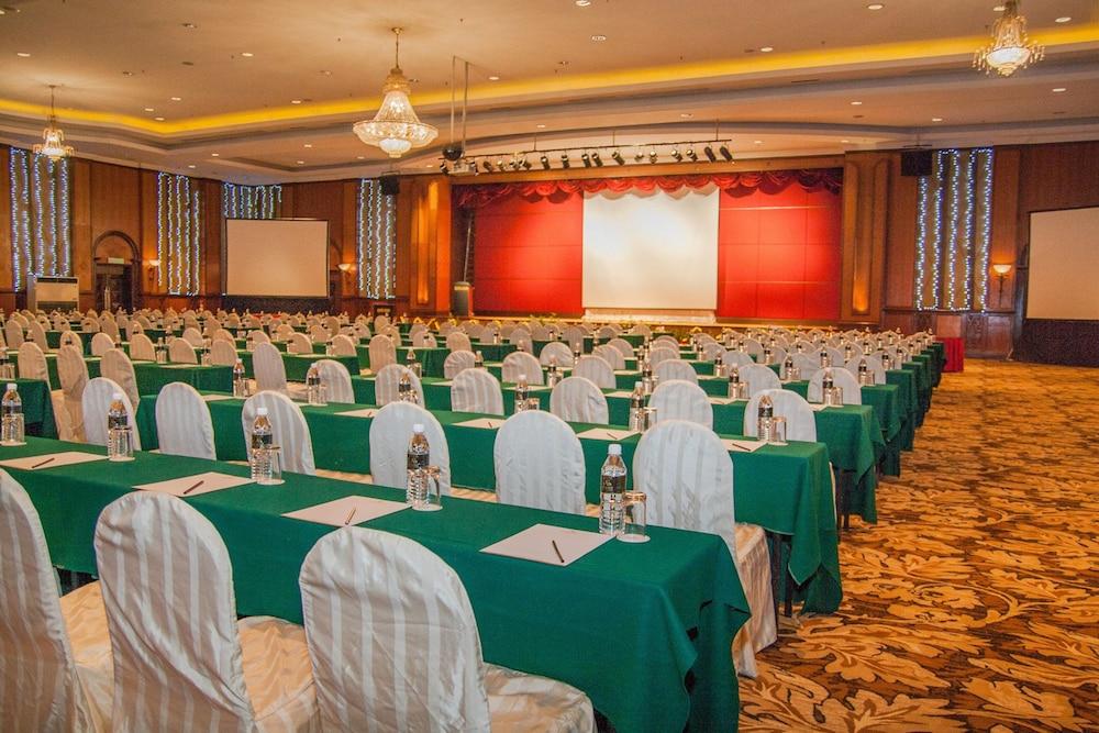 Summit Hotel Subang Usj Subang Jaya Εξωτερικό φωτογραφία